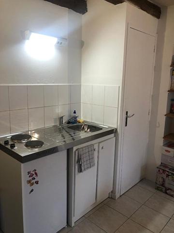 ANGERS/JUSTICES T2 NON MEUBLE DISPONIBLE DE SUITE