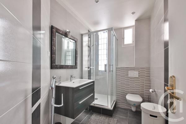 Appartement F3 à vendre  3 pièces - 68,78 m 2   PARIS  - 75016