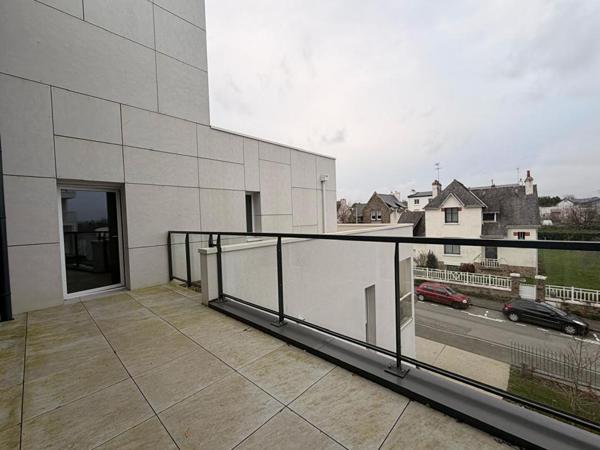 T2 neuf avec terrasse et parking sur  Vannes - Quartier de la gare