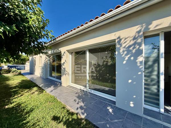 BELLE MAISON PLAIN PIED - 4 CHAMBRES - PATIO - SECTEUR CALME