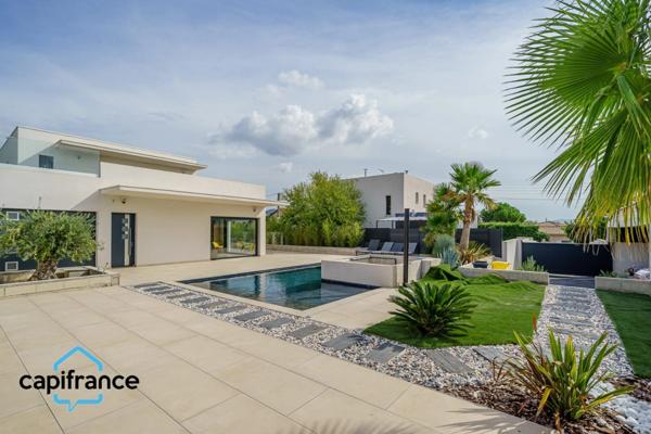 VILLA D'ARCHITECHTE - CHATEAU GOMBERT