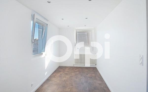 Appartement à louer    4 pièces • 88,89 m2 Saint-Flour