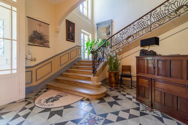 Pézenas (34120) Pézenas-Chateau d'Exception-1450m² au coeur d'un par de 4.4 ha-Prestations haut de gamme