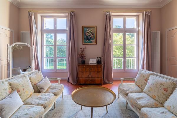 Pézenas (34120) Pézenas-Chateau d'Exception-1450m² au coeur d'un par de 4.4 ha-Prestations haut de gamme