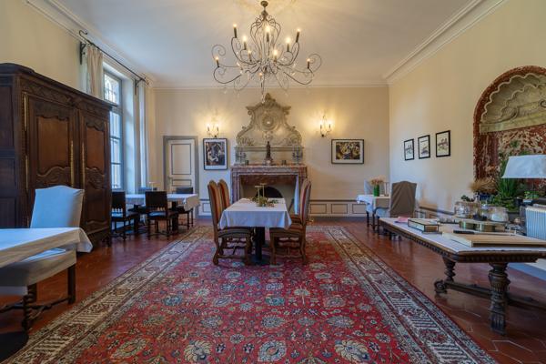 Pézenas (34120) Pézenas-Chateau d'Exception-1450m² au coeur d'un par de 4.4 ha-Prestations haut de gamme