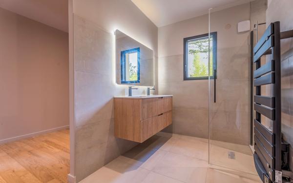 Maison à vendre    5 pièces • 149,40 m2 Charbonnières-les-Bains