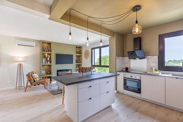 Appartement Carpentras 3 pièce(s) 73.47 m2 refait à neuf