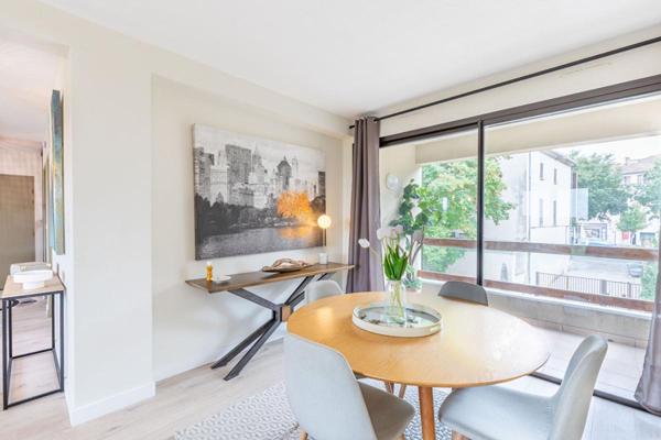 Appartement Carpentras 3 pièce(s) 73.47 m2 refait à neuf