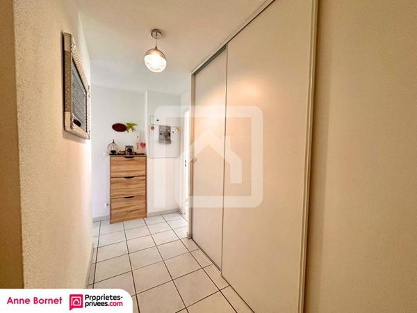 GRASSE - Appartement 3 pièces, 2 parkings, piscine