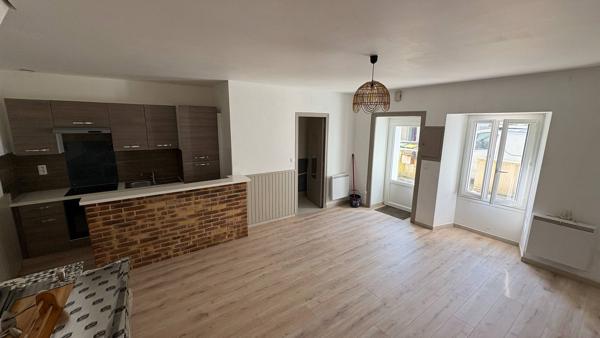 Maison
                                                                                                                                                                                                                                                                                                                        2 pièce(s)                                                                                                                                                                                                          1 chambre(s)                                                                                                                                                                                                          59.8  m²