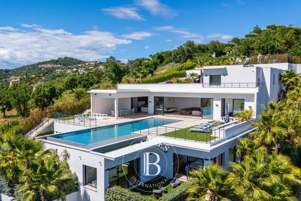 Les Issambres, Villa 6 Chambres -  450 m² à vendre