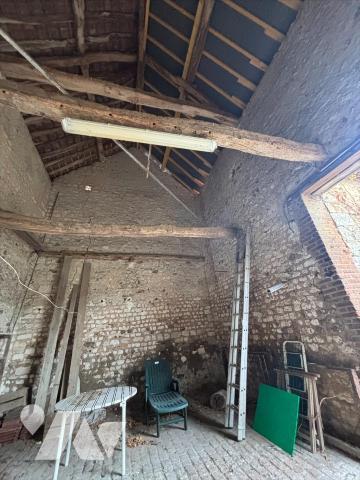 Criquebeuf, maison ancienne