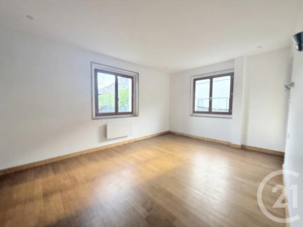 Appartement T4 à vendre  4 pièces - 97,50 m 2   SCIONZIER  - 74