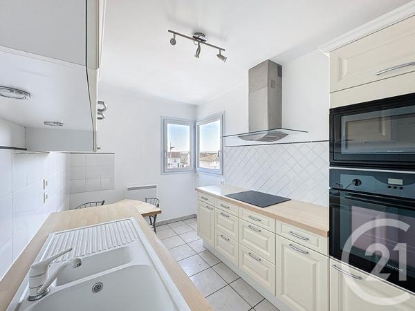 Appartement F3 à vendre  3 pièces - 65 m2 CORBAS - 69