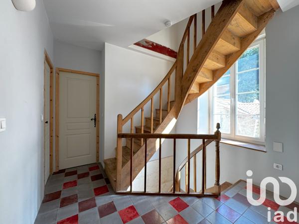 Maison à vendre 10 pièces 236 m² Fontenay-le-Comte