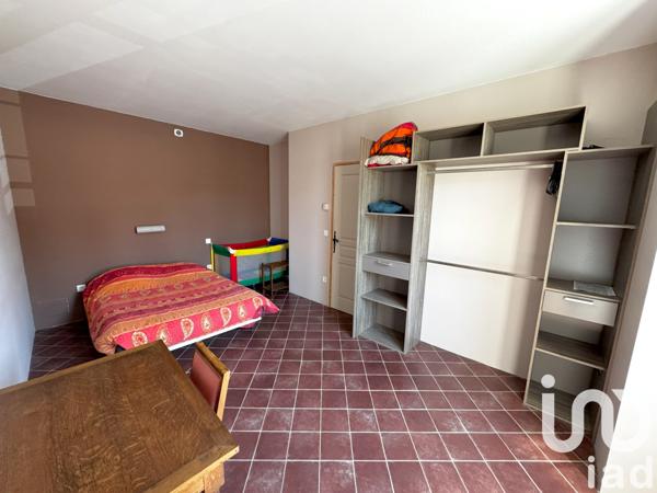 Maison à vendre 10 pièces 236 m² Fontenay-le-Comte