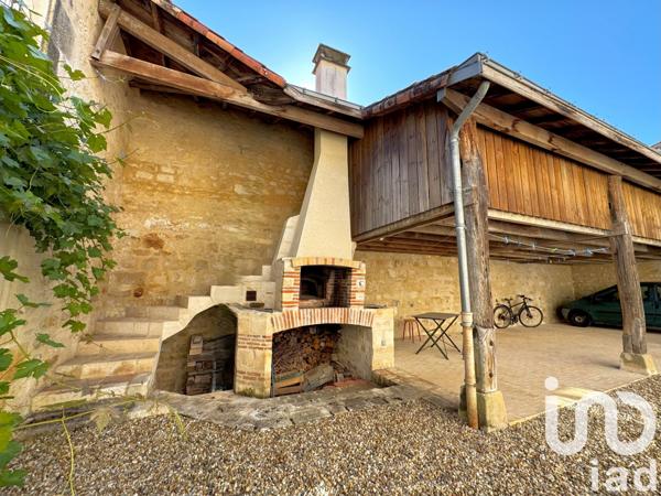 Maison à vendre 10 pièces 236 m² Fontenay-le-Comte