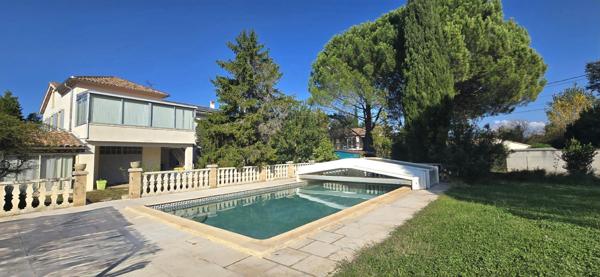 Caumont-sur-Durance (84510) PROPRIETE 225M² avec 2 logements, PISCINE, TERRAIN 1490m²