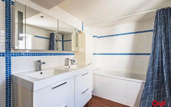 Maison à vendre    7 pièces • 210 m2 Reims