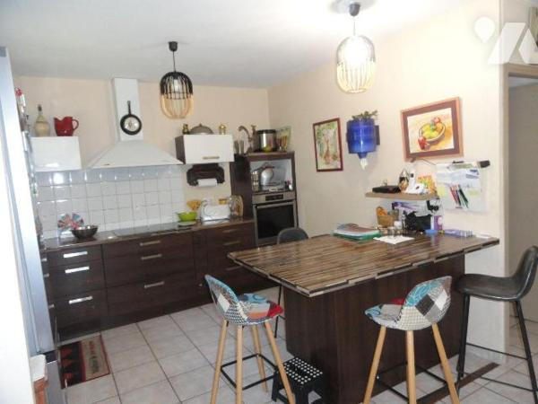 EN EXCLUSIVITE EN FOND D'IMPASSE VILLA de plain-pied  d'une superficie habitable de 91m² sur un...