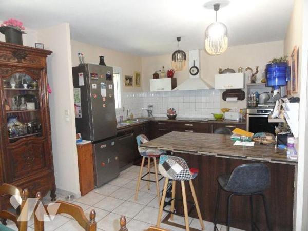 EN EXCLUSIVITE EN FOND D'IMPASSE VILLA de plain-pied  d'une superficie habitable de 91m² sur un...