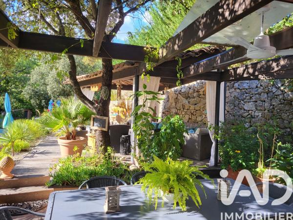 Maison à vendre 5 pièces 158 m² Cotignac