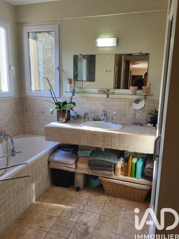 Maison à vendre 5 pièces 158 m² Cotignac