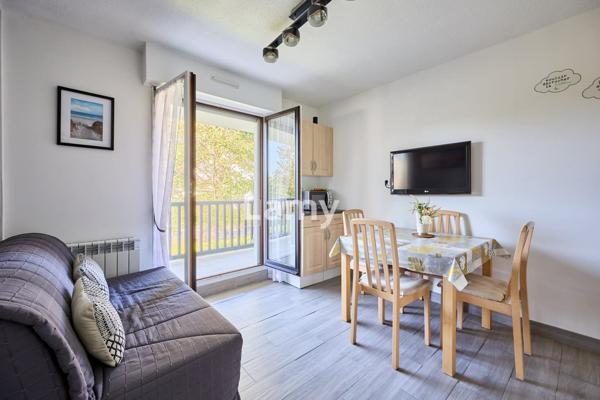 Appartement 2 pièces, balcon, parking