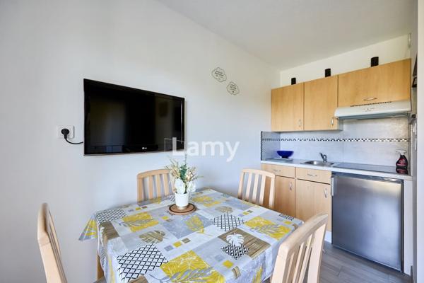 Appartement 2 pièces, balcon, parking