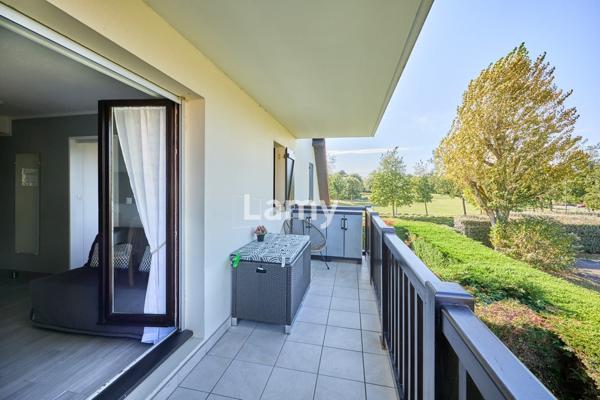 Appartement 2 pièces, balcon, parking