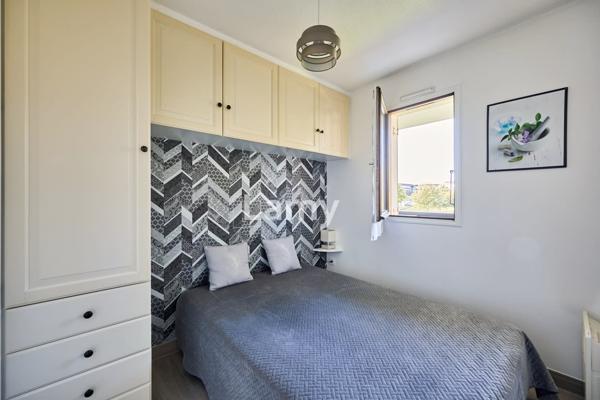 Appartement 2 pièces, balcon, parking