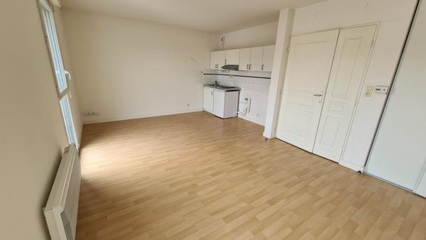 Appartement
         2 pièces
        - 44 m² 132 000 € *
