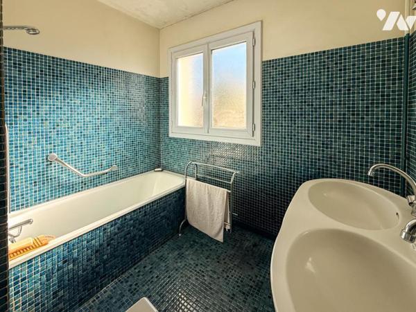 SAINT-HERBLAIN - MARCEL PAUL - Maison de 140 m², jardin et garage