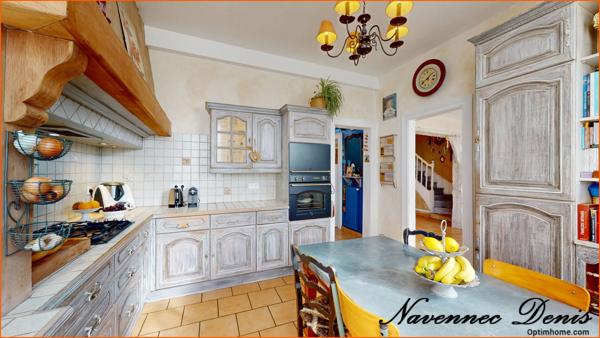 Maison 130 m² habitables, local indépendant de 50 m² et près de 700m² de terrain à Saint-Pierre-lès-Elbeuf