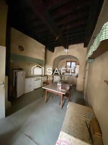 Maison de village à rénover (CLAUNHAC - 12260)