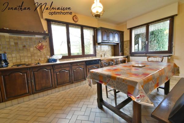 Maison avec Sous-Sol Total et Combles Aménageables