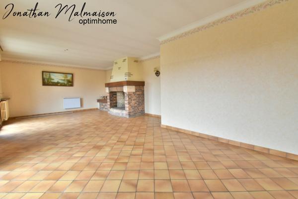 Maison avec Sous-Sol Total et Combles Aménageables