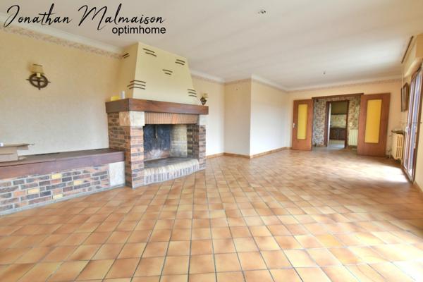 Maison avec Sous-Sol Total et Combles Aménageables