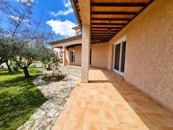 Belle villa familiale dans secteur résidentiel