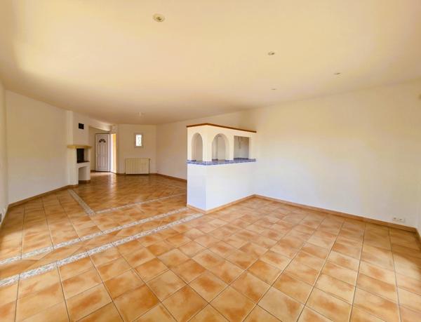 Belle villa familiale dans secteur résidentiel