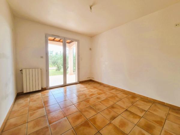 Belle villa familiale dans secteur résidentiel