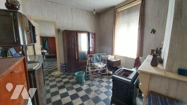 CORPS DE FERME - Campagne de Nieppe

A rénover complétement, ce corps de ferme est implanté s...