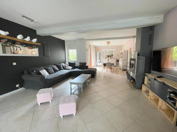 Maison à vendre 7 pièces CHARMOY (89)