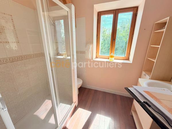 Vente
                Maison380 m² - 12 Pièces -
                    MONTLOUIS SUR LOIRE (37270)