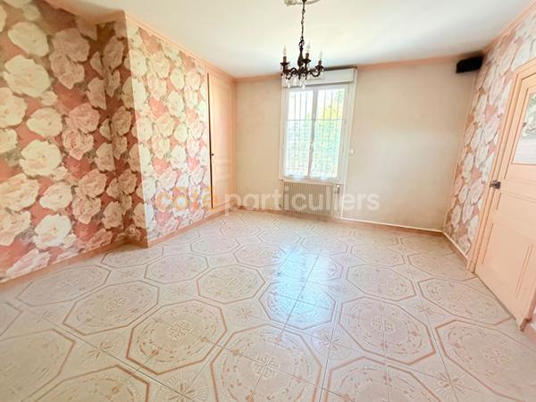 Vente
                Maison380 m² - 12 Pièces -
                    MONTLOUIS SUR LOIRE (37270)