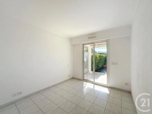 Appartement T2 à vendre  2 pièces - 36,02 m 2   MANDELIEU LA NAPOULE  - 06