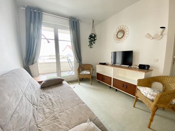 Port Guillaume - Appartement 2 pièces avec terrasse vendu meublé