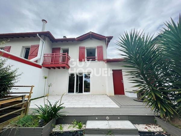 SAINT PEE SUR NIVELLE : Maison mitoyenne T4 (86 m²)