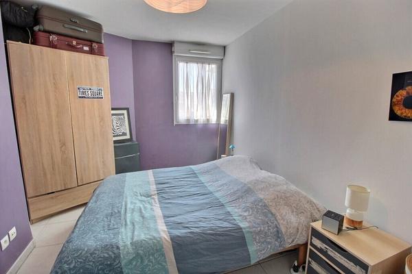 MARSEILLE 13008. Appartement 3 pièces 59.26 m2 avec terrasse et box fermé