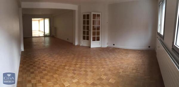 Appartement à louer 6 pièces 153.13m² Beauvais (60000)